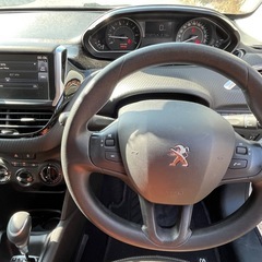 プジョー 208 スタイル 禁煙車 2015年式 5万km台 16インチ社外アルミの画像