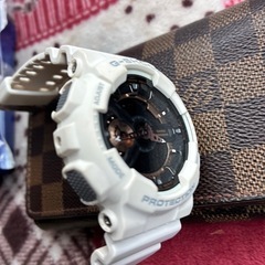 新品電池🔋時計店にて入れ替え❗️カシオの G-SHOCK GA-110RG-7AJF の画像