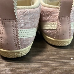 asics13.5センチの画像