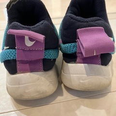 ご購入者様決まりましたナイキノーヴィス　17センチ　の画像