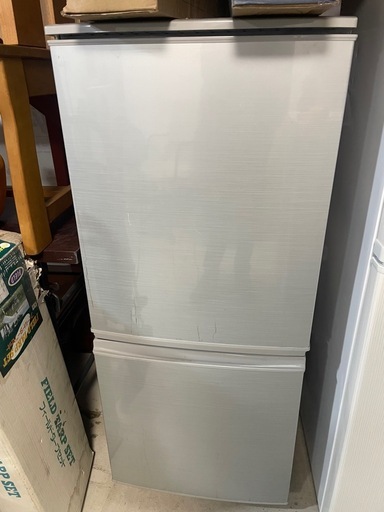 2014年製 シャープ 137L 2ドア冷凍冷蔵庫 SJ-14Y-S ノンフロン