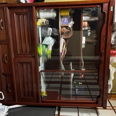 茶ダンスの画像