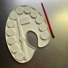 水彩絵の具　絵の具の画像