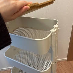 【取引中】IKEA　ワゴン　ラック　キャスター付き、三段  の画像