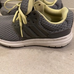 addidas ランニングシューズ 美品　23cmの画像