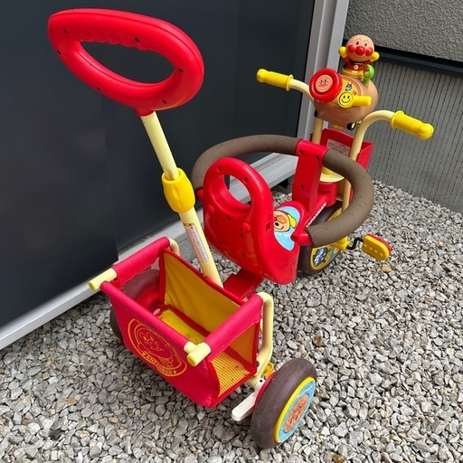 アンパンマン　三輪車　手押し車　散歩　キッズ