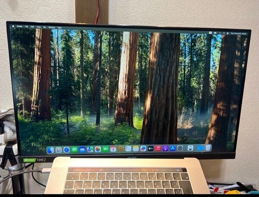 MacBook Pro 15インチ 2018年モデル i7 16GB 256GB