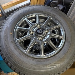 軽トラ　スタッドレス　ほぼ新品の画像