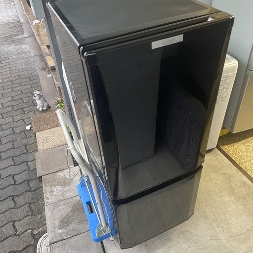 三菱　MR-P15E-B ブラック　146L 冷蔵庫