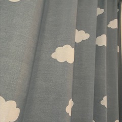 ニトリ　雲柄　カーテンの画像