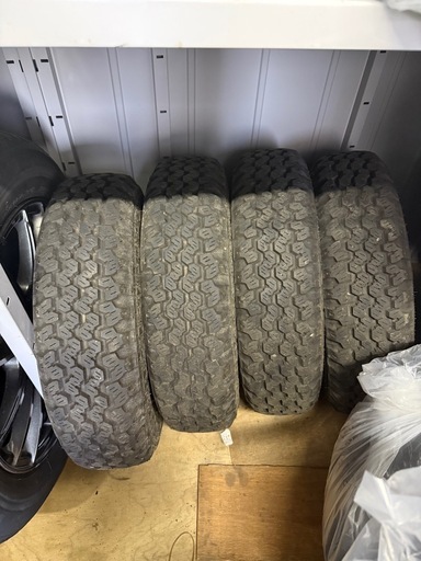軽トラ用　　　アルミ、タイヤセット