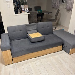 ソファー
の画像