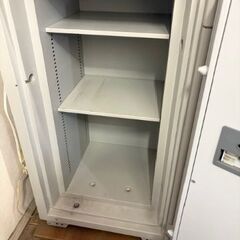 差し上げます！頑丈！耐火金庫の画像