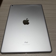 iPad 第9世代　64GB Wi-Fiモデル　カバー付きの画像