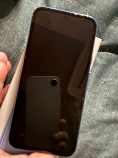 au購入pixel8a  美品です！値段相談可