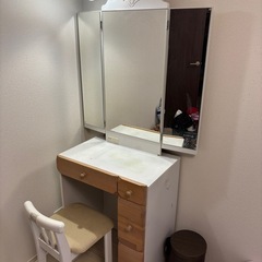 ドレッサーの画像