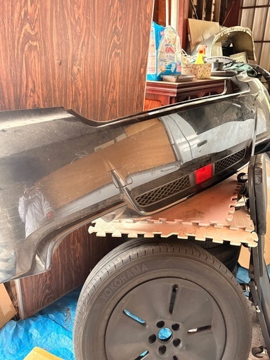 車のパーツ