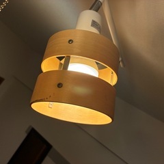 ニトリ シーリングライト 4灯 木製 おしゃれ NウッドリングP-4NAの画像