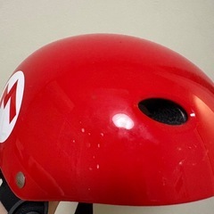 マリオ 子供用ヘルメットの画像