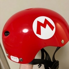 マリオ 子供用ヘルメットの画像