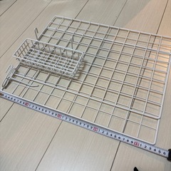ダイソーのワイヤーネットとその他の画像