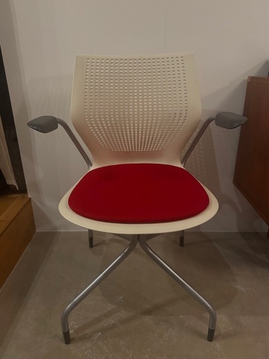 Knoll   オフィスチェア   定価11万円