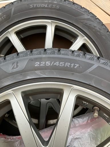 ゴルフR 2017年前期  225/45r17 インチダウン
