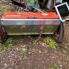 肥料散布機の画像