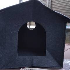 ペットハウス フェルト素材 組み立て 折りたたみ 未使用品 500円 x 2コ　の画像