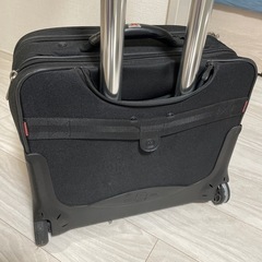 ビジネス　スーツケース　ブラックの画像