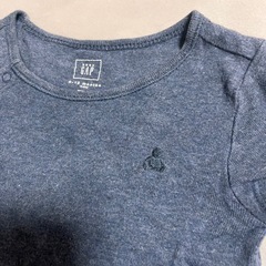 GAPの服2着の画像