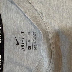 Nike DRI-FIT トップス LLの画像