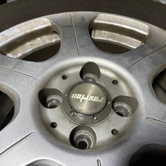 夏タイヤの画像