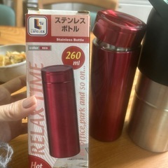 ステンレスボトルと冷たさ長持ちペットボトルホルダー の画像