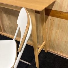 カウンターテーブル2チェアセット⭐︎の画像