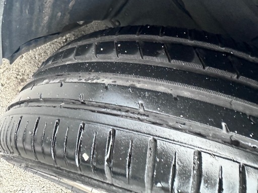 　CROSS SPEED ホイールタイヤセット　４本215/45R17 タイヤ　製年2024年　プリウス外しお値下げ可能です