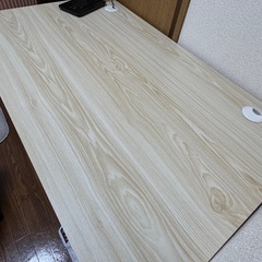 【新生活におすすめ✨】デスク・チェア・デスクライト3点セットの画像