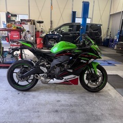 カワサキ ZX-25R 低走行6624km クイックシフター付 美車 現車確認OKの画像