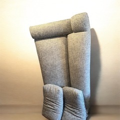 おしゃれな2人掛けソファ グレー ロータイプ シンプルデザインソファーの画像