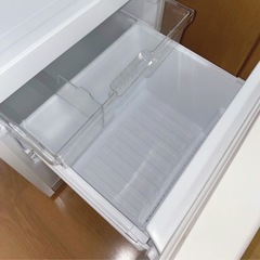 (送料無料) 2020年 極美品 冷蔵庫 138L Panasonic 自動霜取りLED照明&ガラストレイ ⑥の画像