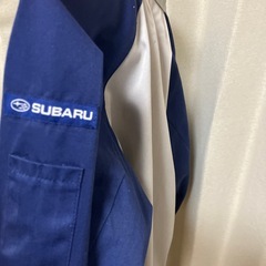 SUBARU作業着と帽子の画像