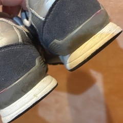 ニューバランス　　子どもスニーカーの画像