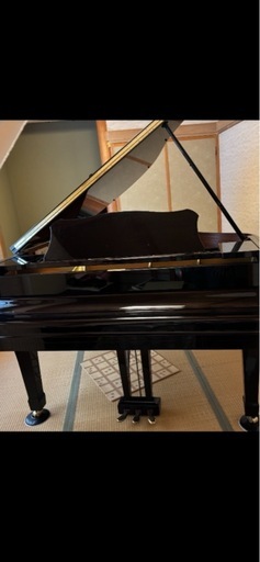 YAMAHA  グランドピアノ　G1E