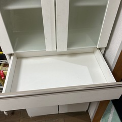 ニトリ　食器棚の画像