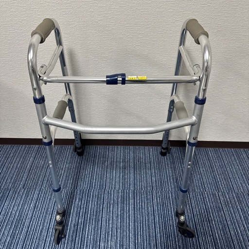 介護　歩行器