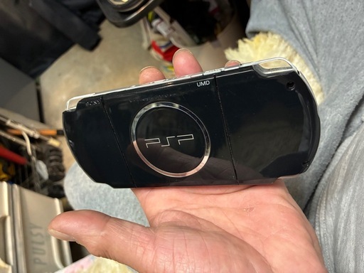 バッテリー新規購入　PSP-
3000    　