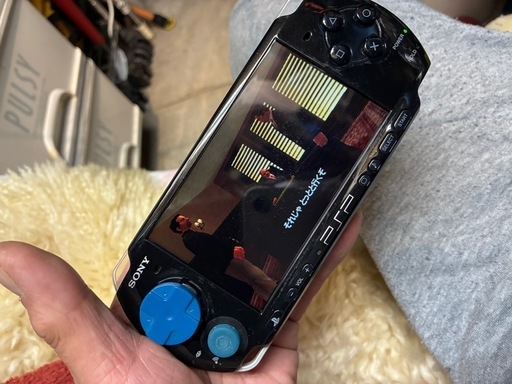 バッテリー新規購入　PSP-
3000    　