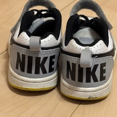 NIKEスニーカー17.5cmの画像