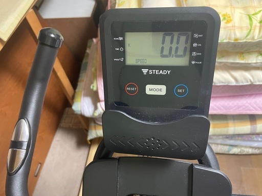 【エアロバイク】スピンバイク 健康器具　ダイエット