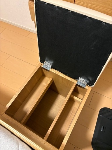 ニトリドレッサー
